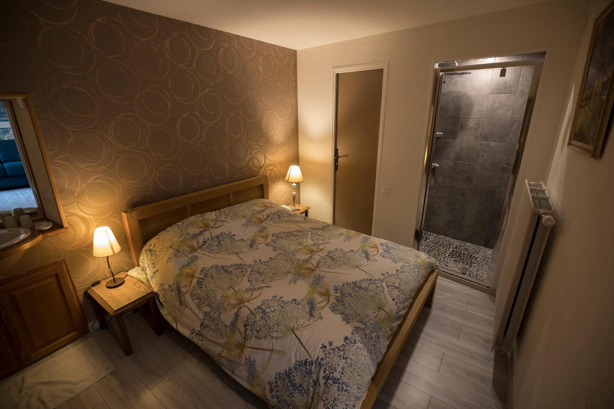 Agreable Logement Independant Avec Veranda Vienne  Exterior photo